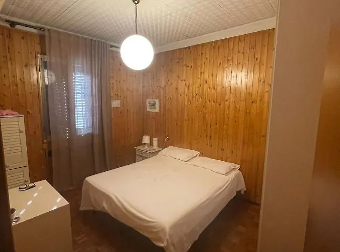 Piana, By Short Holidays